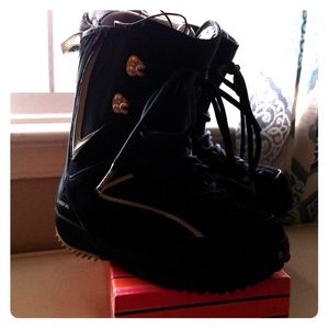 Burton Ruler womens snowboard boots